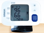 OMRON 手腕式血壓計 HEM-6181